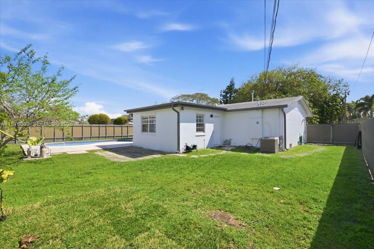 9825 SW 196 Street, Cutler Bay, FL 33016 Photo