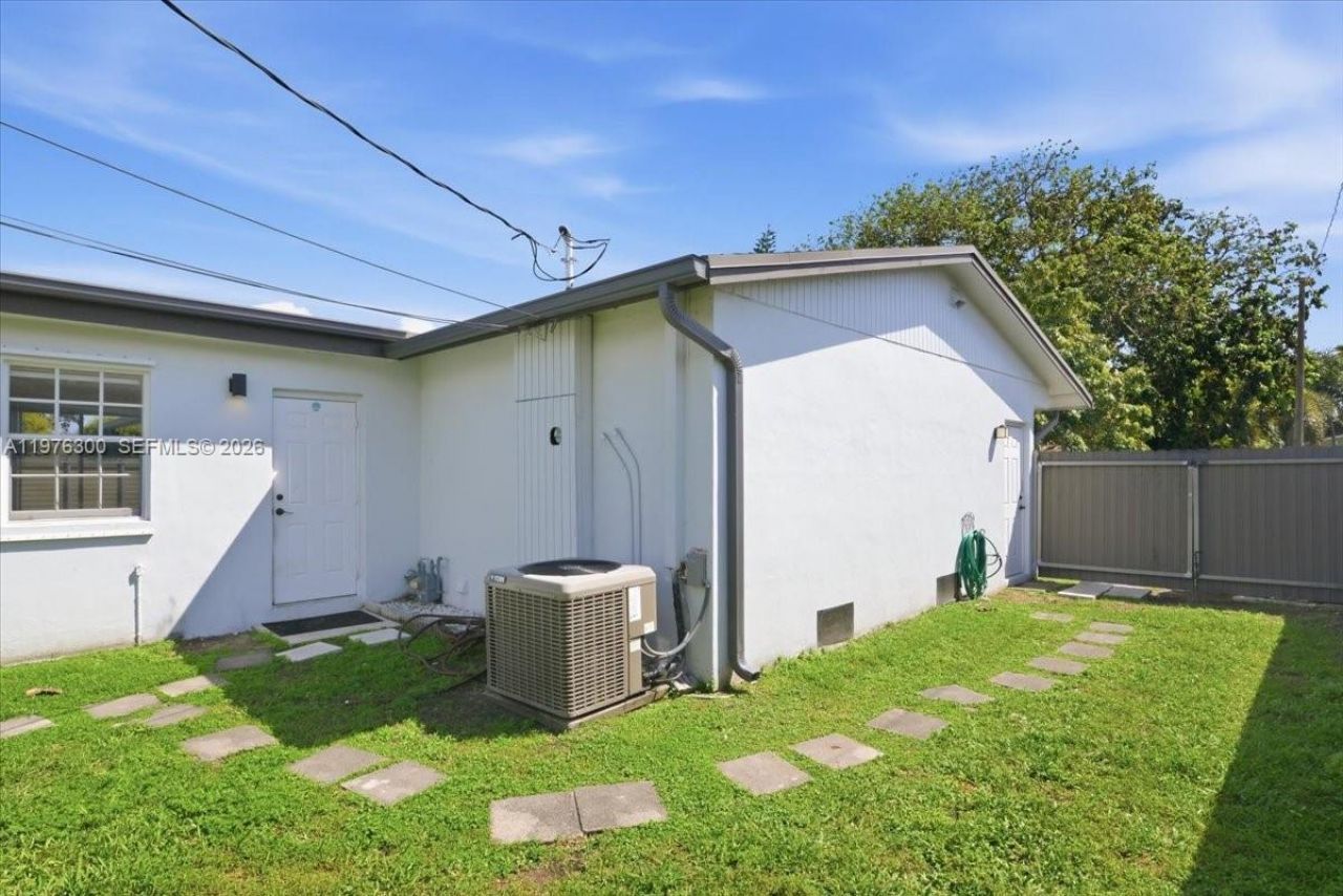 9825 SW 196 Street, Cutler Bay, FL 33016 Photo