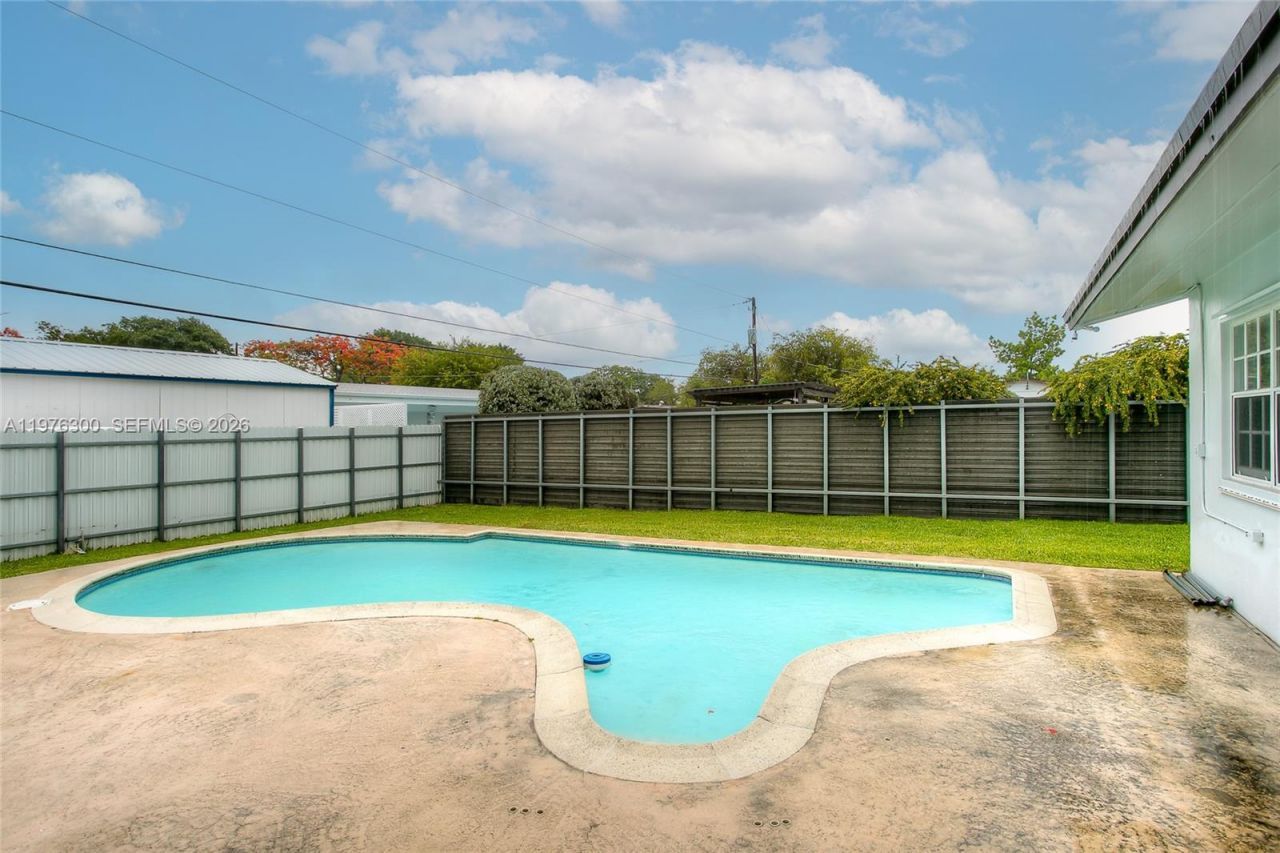 9825 SW 196 Street, Cutler Bay, FL 33016 Photo