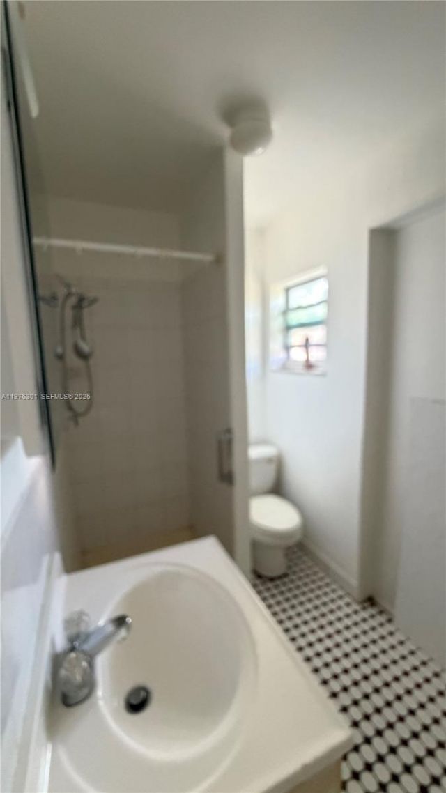 1913 Harding St, Unit 3, Hollywood, FL 33020 Photo