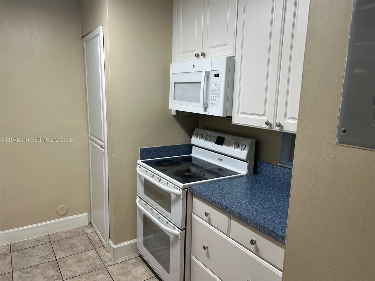 301 SW 86th Ave, Unit 102, Pembroke Pines, FL 33025 Photo