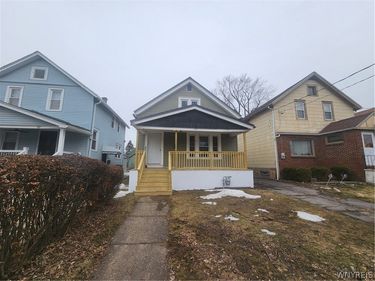 84 Fennimore Avenue , Buffalo, NY 14215