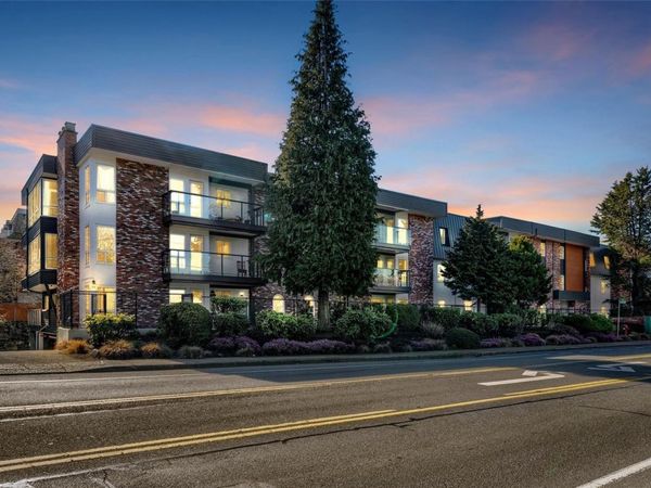 1725 Cedar Hill Cross Rd , Unit 301, Saanich, BC V8P 2P8