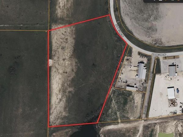 1210 Hughie Long, Cresson, TX 76035