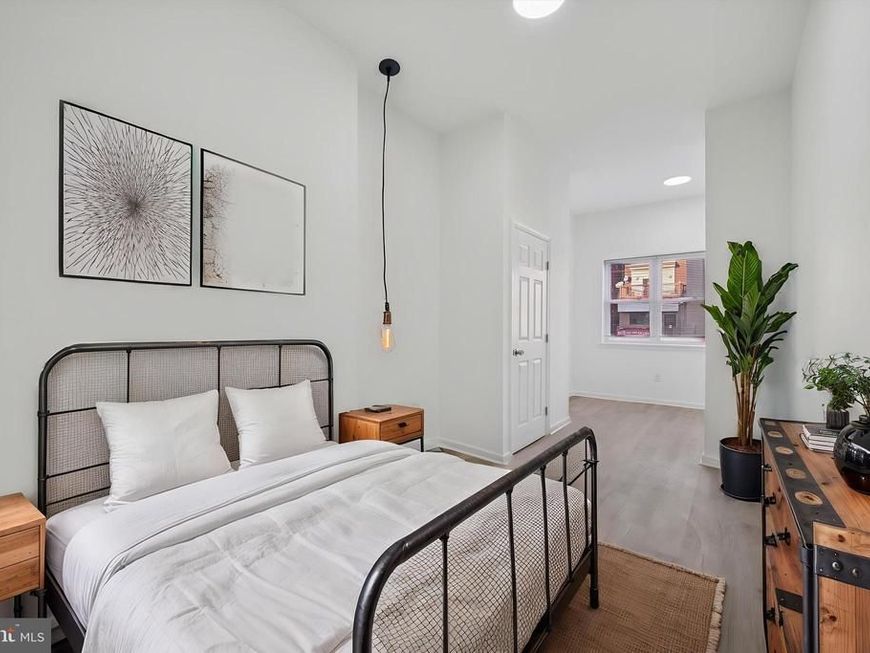 1418 W Erie Avenue, Unit 302, Philadelphia, PA 19140 Main Photo