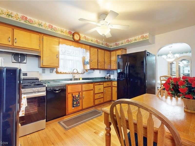 391 Canton Road , Wintersville, OH 43953 Photo 13