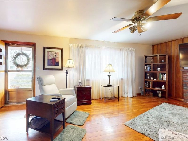 391 Canton Road , Wintersville, OH 43953 Photo 3