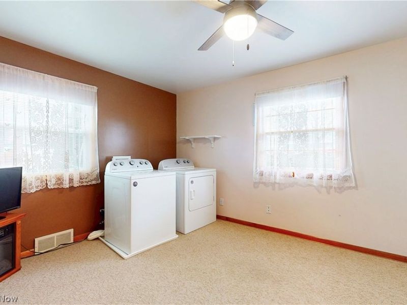 391 Canton Road , Wintersville, OH 43953 Photo 31