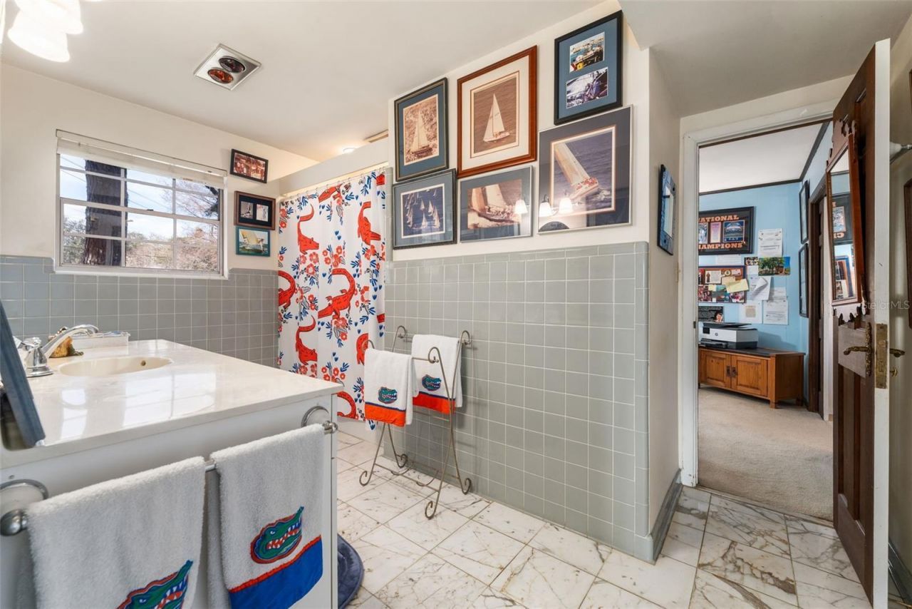 2737 SW 4th Place, Gainesville, FL 32607 Photo