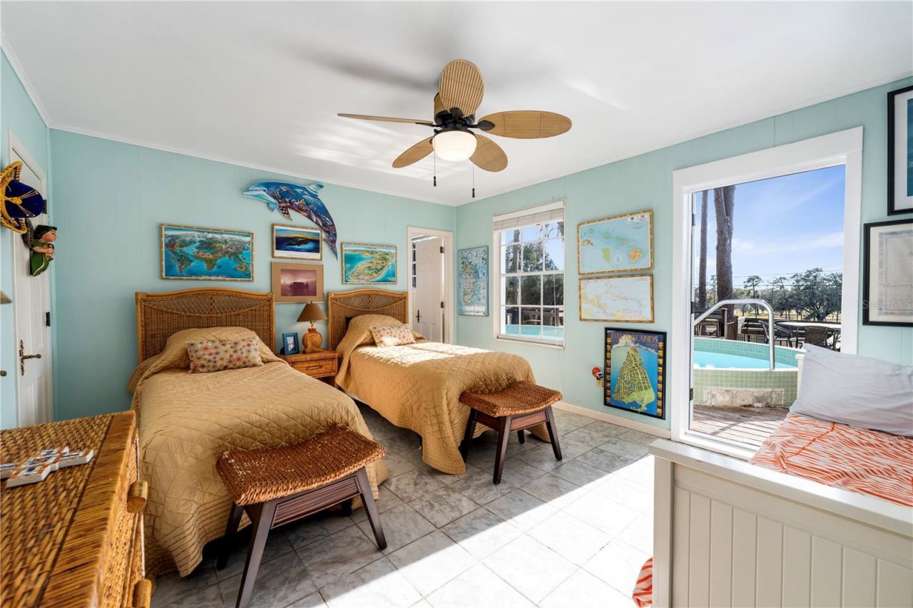 2737 SW 4th Place, Gainesville, FL 32607 Photo