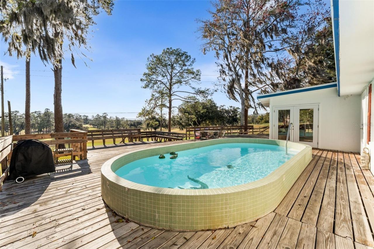 2737 SW 4th Place, Gainesville, FL 32607 Photo