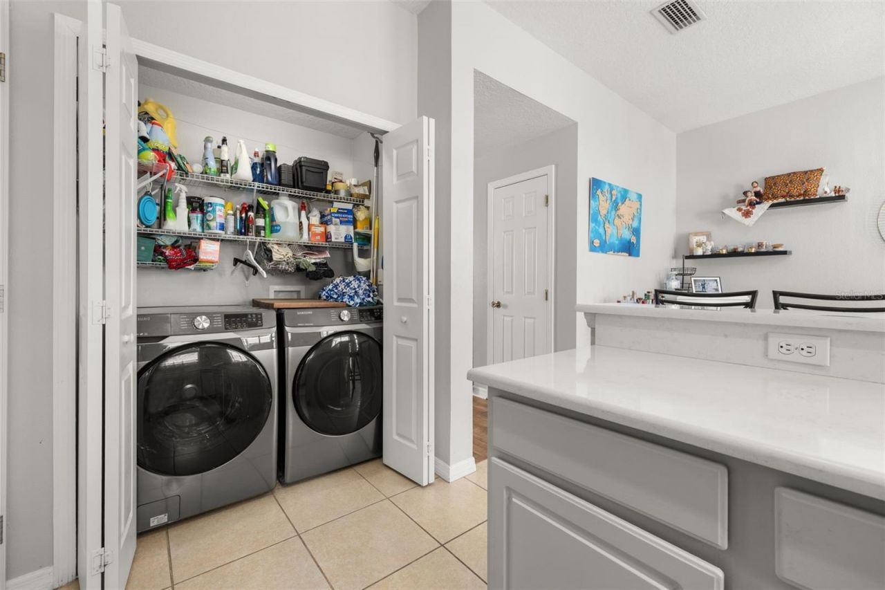 12327 Cruxbury Drive , Windermere, FL 34786 Photo