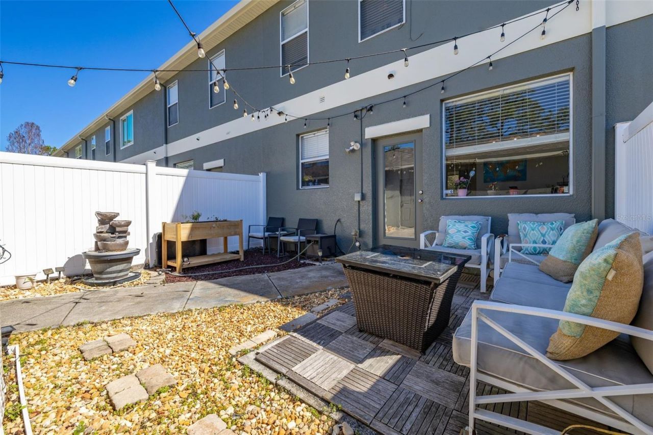 12327 Cruxbury Drive , Windermere, FL 34786 Photo