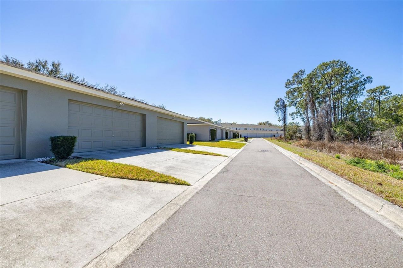 12327 Cruxbury Drive , Windermere, FL 34786 Photo