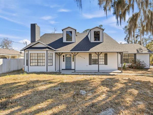 33710 LINDA LANE , LEESBURG, FL 34788