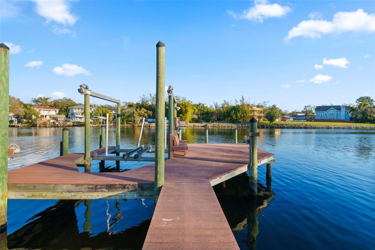 4133 N River View Avenue, Tampa, FL 33607 Photo