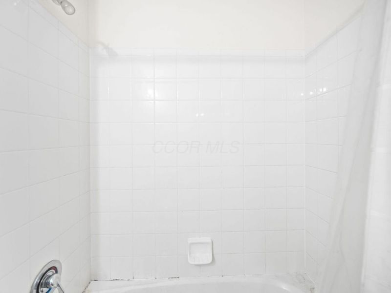 2803 Ballyvaughn Drive , Unit 48, Columbus, OH 43219 Photo 42