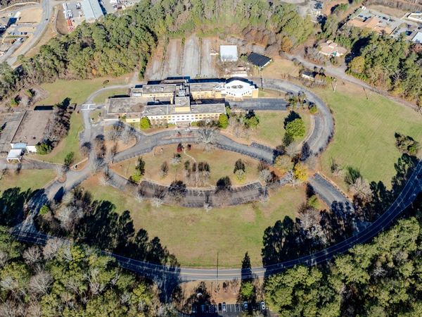 60 Hospital Road, Newnan, GA 30263