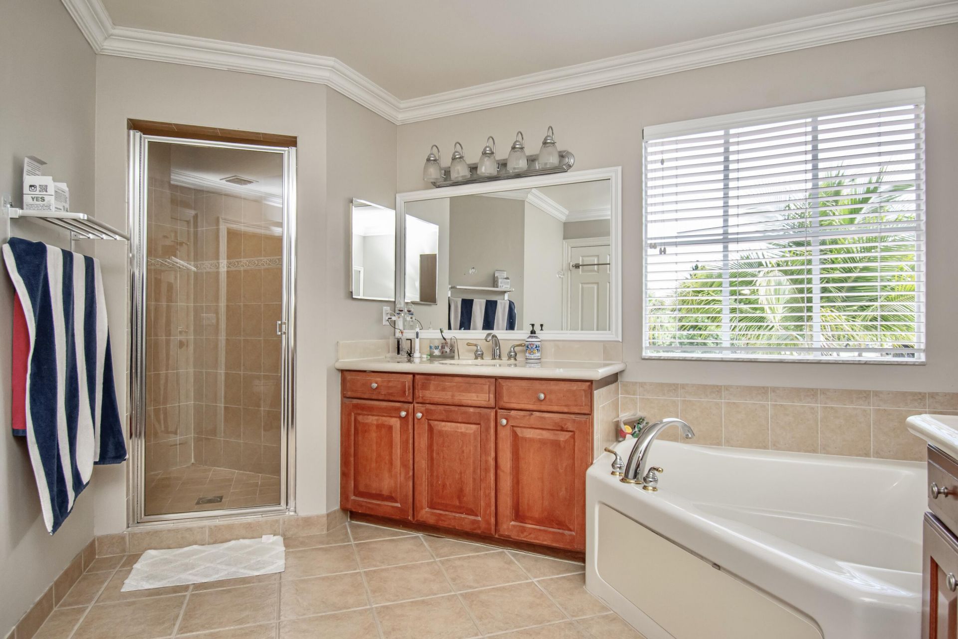 10833 Lake Wynds Court, Boynton Beach, FL 33437 Photo