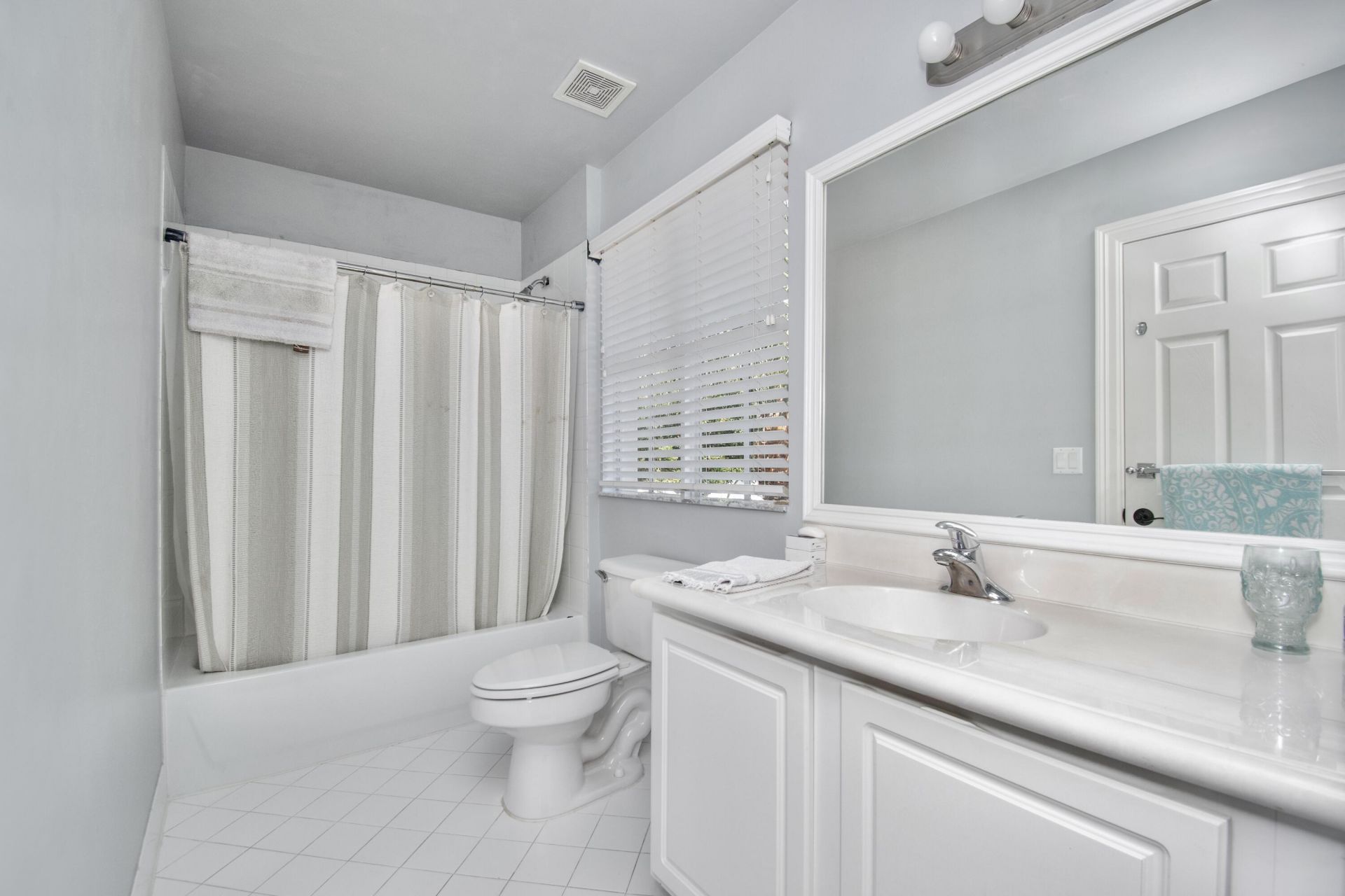 10833 Lake Wynds Court, Boynton Beach, FL 33437 Photo