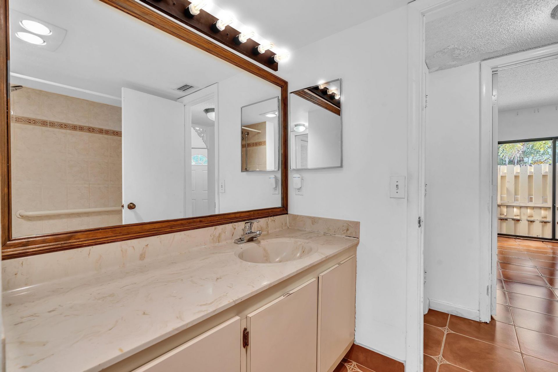 1400 NW 9th Avenue, Unit E-33, Boca Raton, FL 33486 Photo