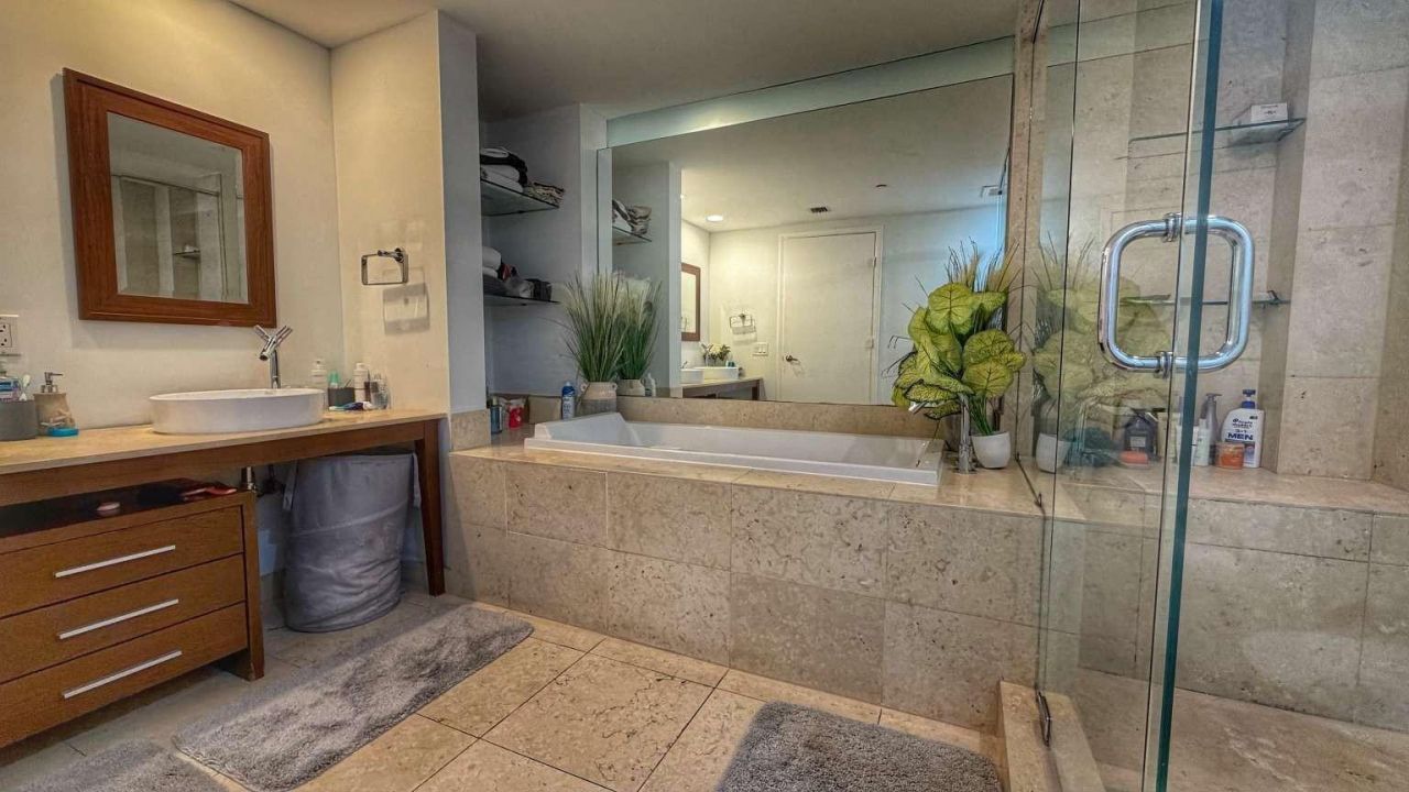 485 Brickell Ave, Unit 3608, Miami, FL 33131 Photo