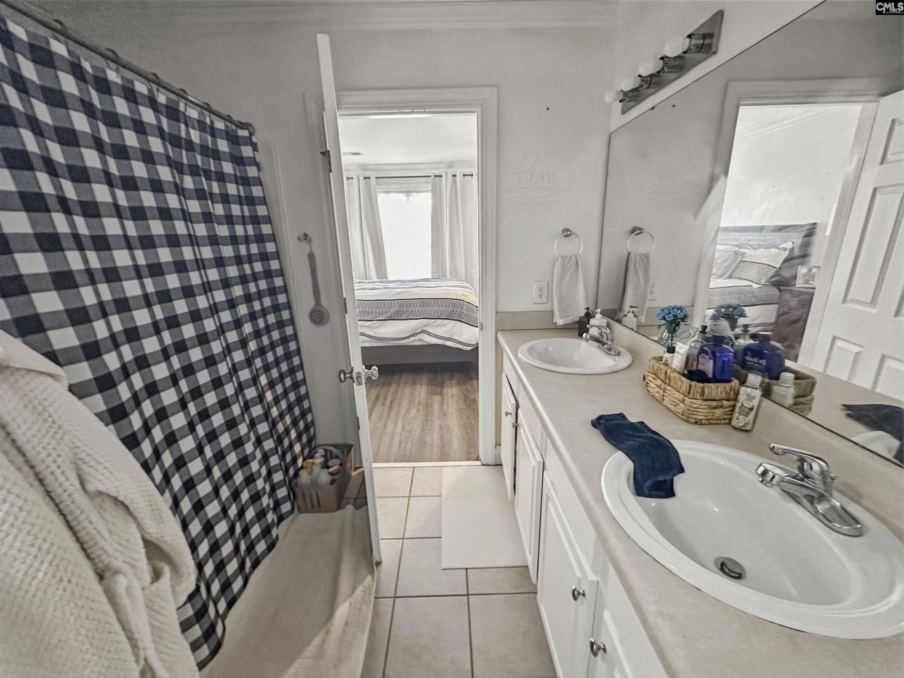 63 Garner Springs Court  Photo 15