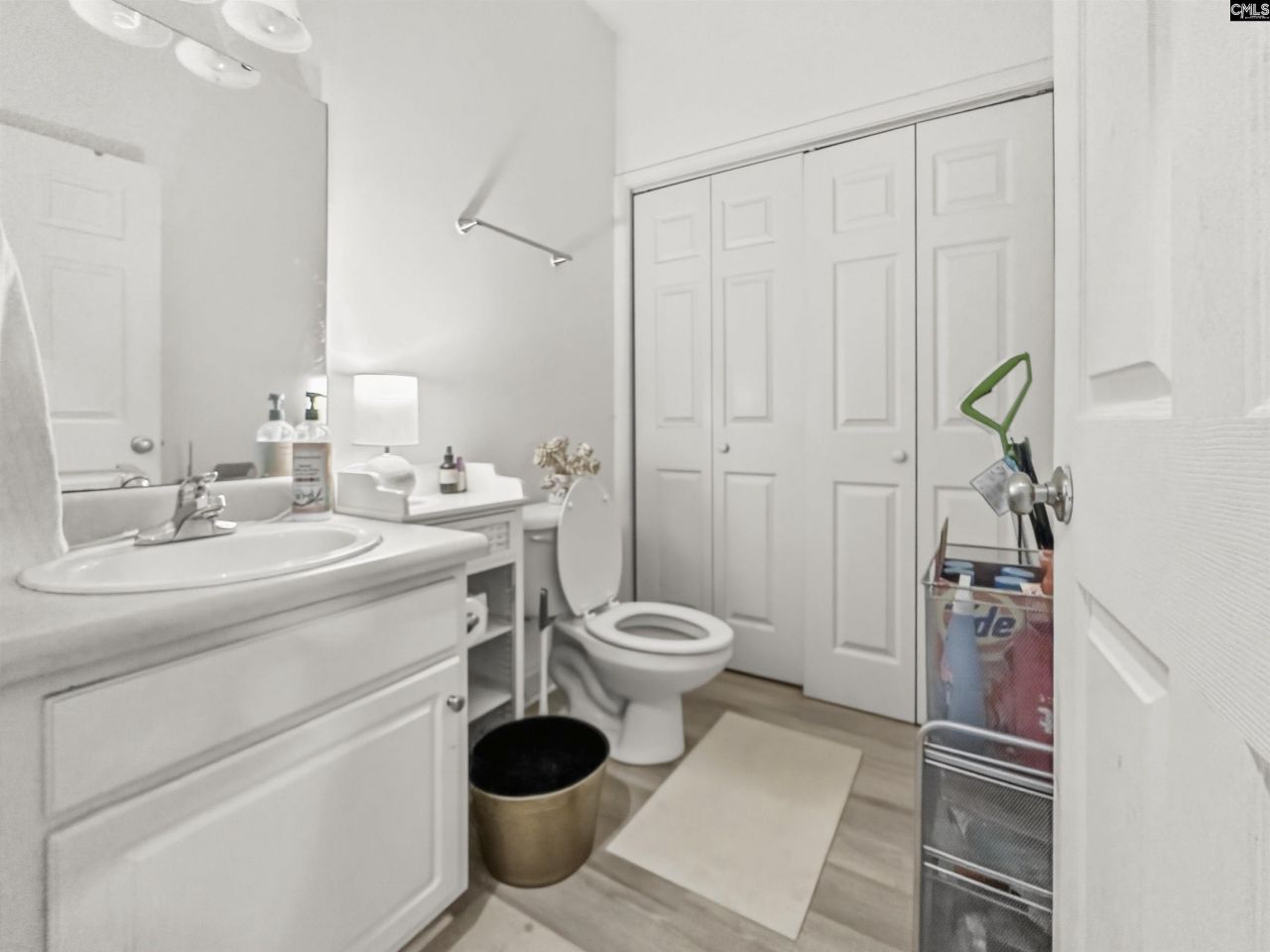 63 Garner Springs Court  Photo 5