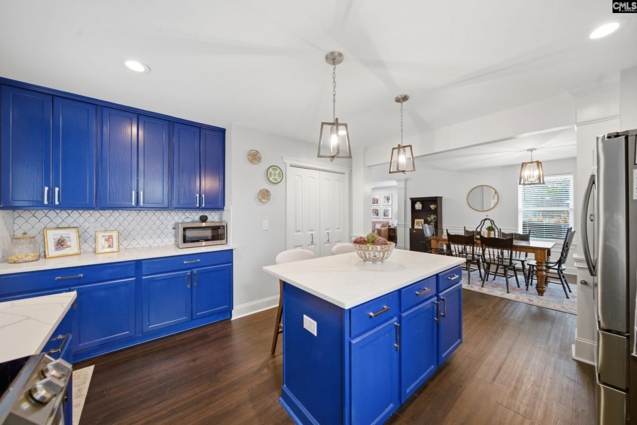 205 Mansfield Circle  Photo 11