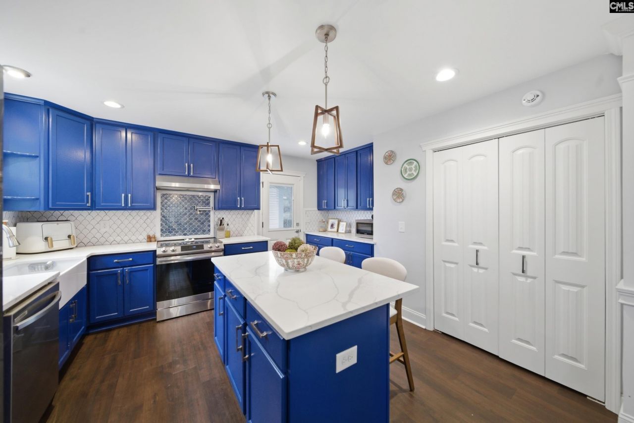 205 Mansfield Circle  Photo 12