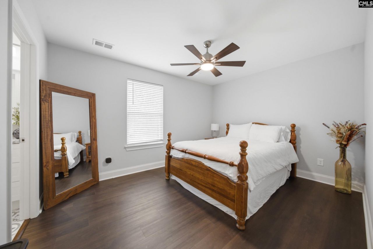 205 Mansfield Circle  Photo 18