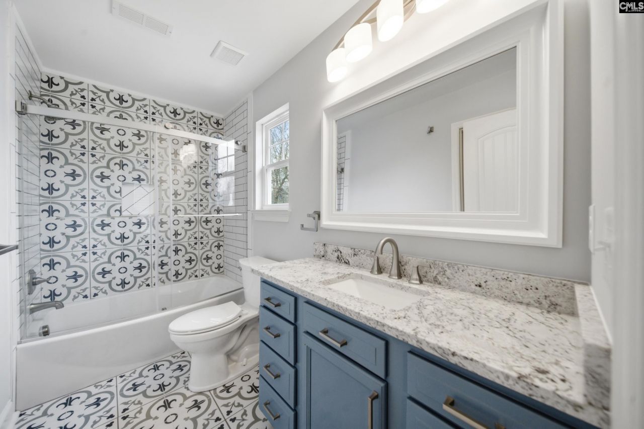 205 Mansfield Circle  Photo 19