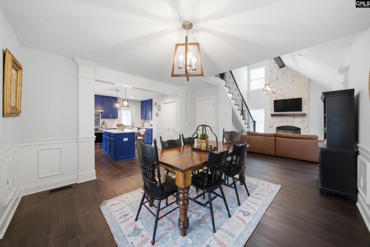 205 Mansfield Circle  Photo 7