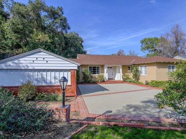 1331 El Mirador Drive, Pasadena, CA 91103