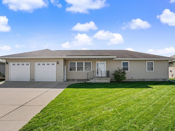 703 Juniper Drive, Independence, IA 50644