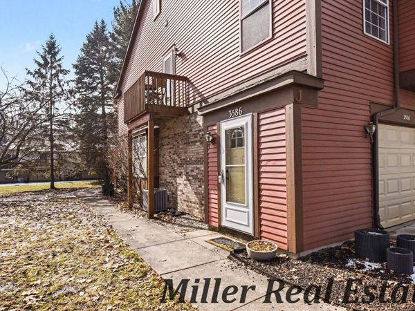 3586 Whispering Brook Court SE, Grand Rapids, MI 49508