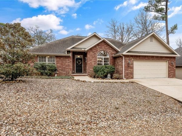 21 Kendal Drive , Bella Vista, AR 72714