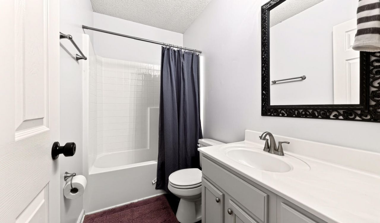 113 Venice Street Photo 26