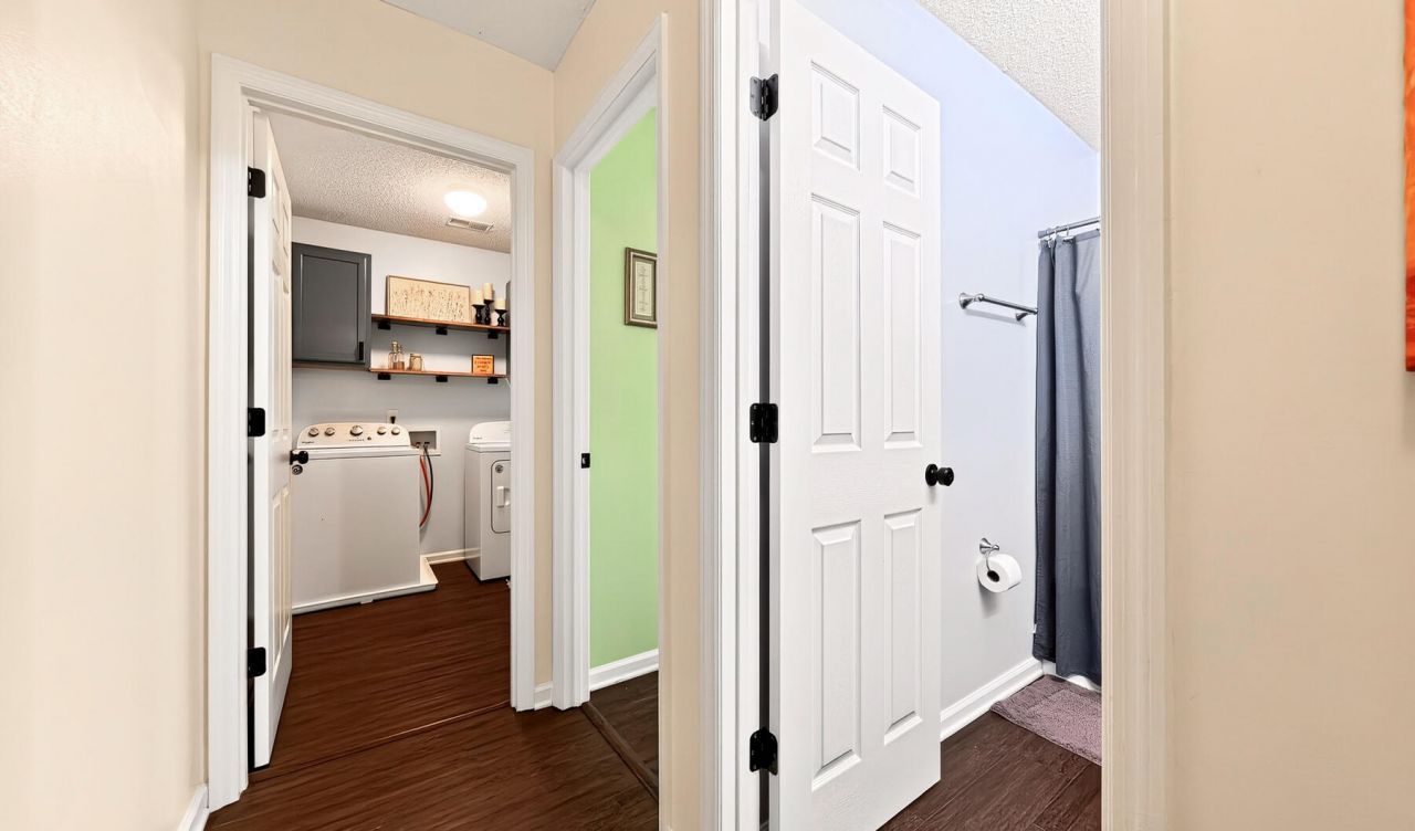 113 Venice Street Photo 27