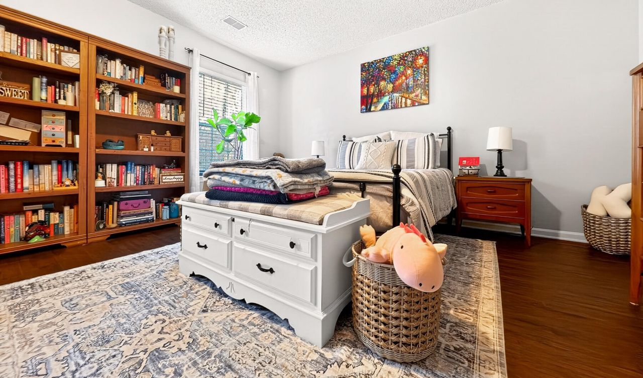 113 Venice Street Photo 35