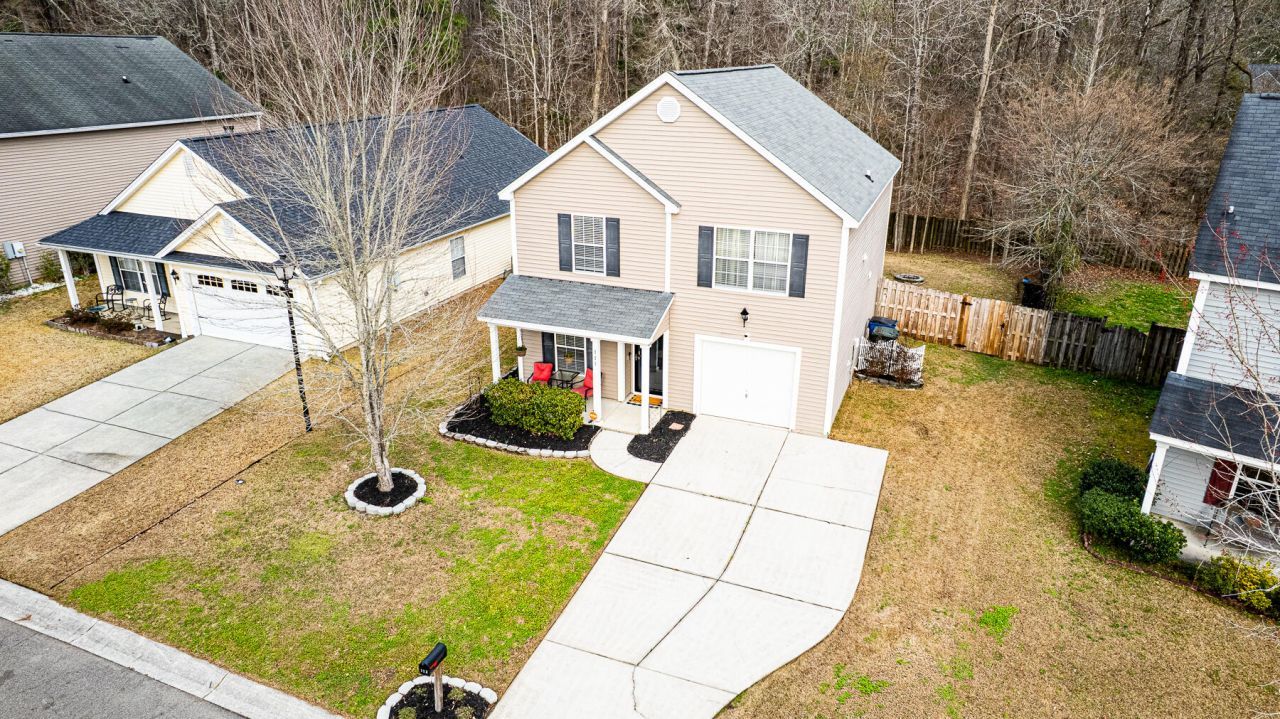 113 Venice Street Photo 5