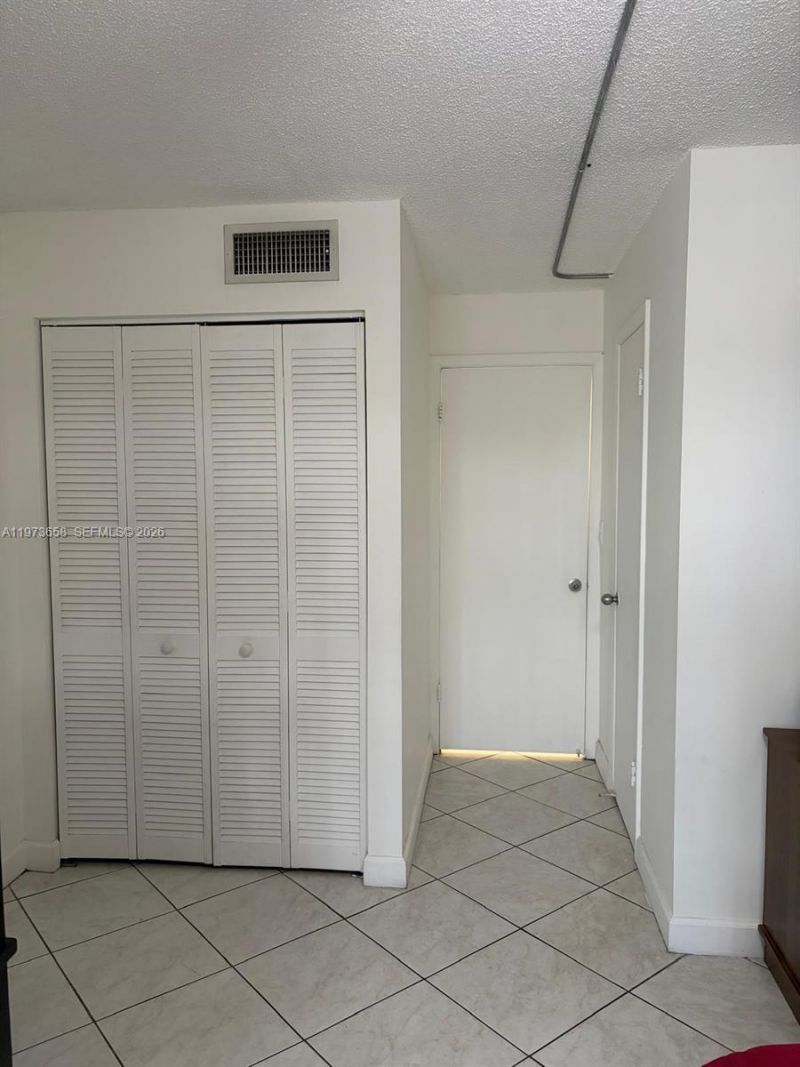 6195 W 18th Ave , Unit G326, Hialeah, FL 33012 Photo
