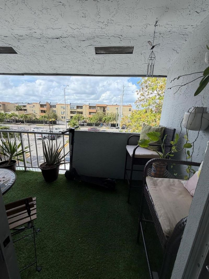 6195 W 18th Ave , Unit G326, Hialeah, FL 33012 Photo