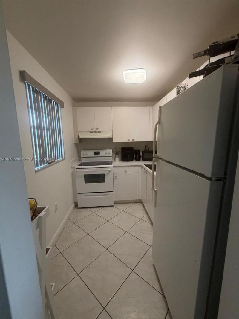 6195 W 18th Ave , Unit G326, Hialeah, FL 33012 Photo