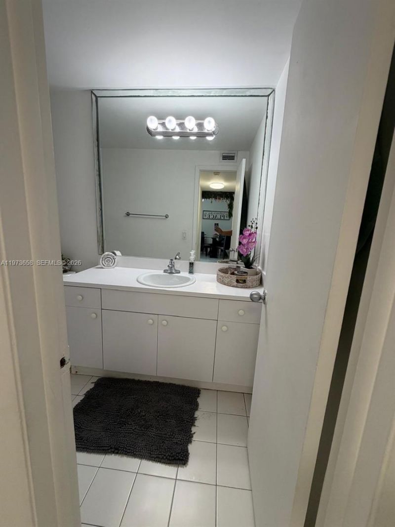 6195 W 18th Ave , Unit G326, Hialeah, FL 33012 Photo