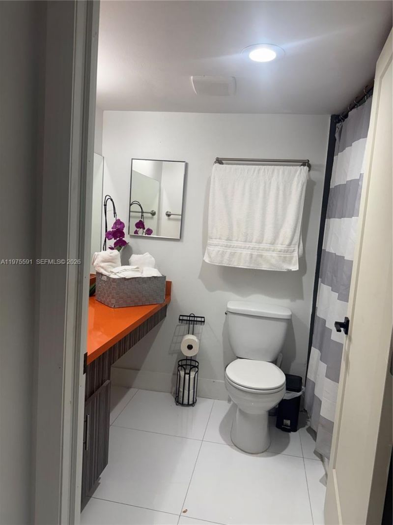 1390 Ocean Dr , Unit 304, Miami Beach, FL 33139 Photo