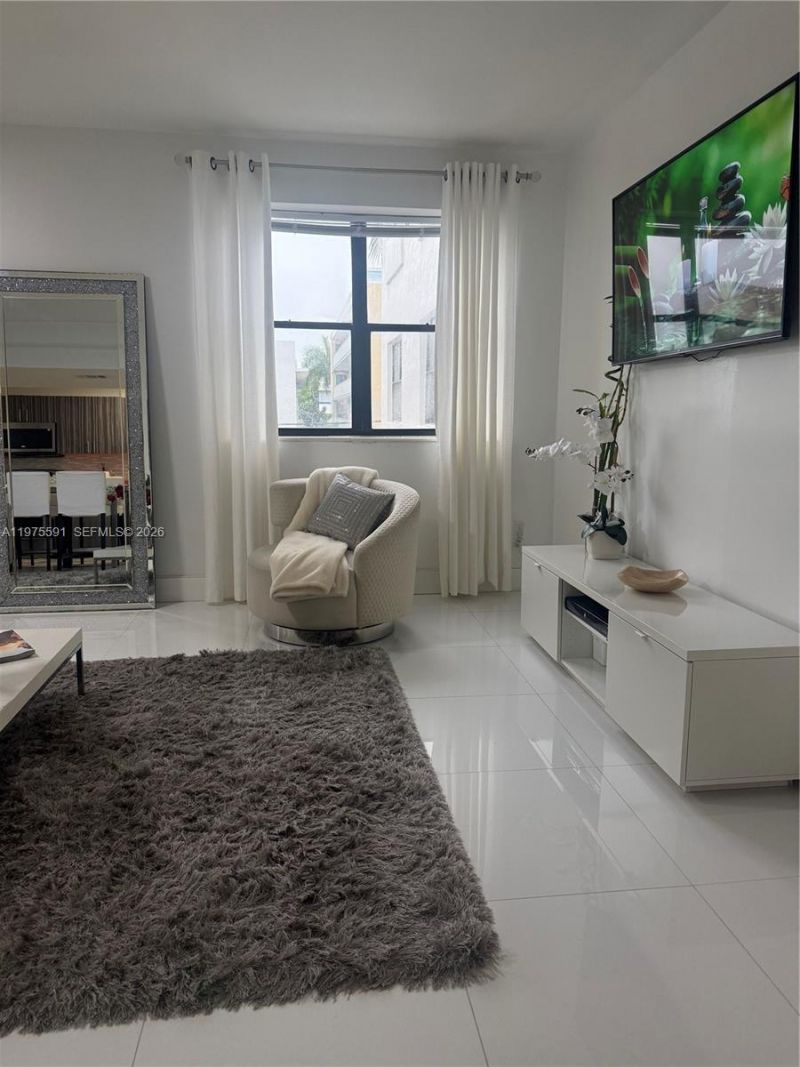 1390 Ocean Dr , Unit 304, Miami Beach, FL 33139 Photo