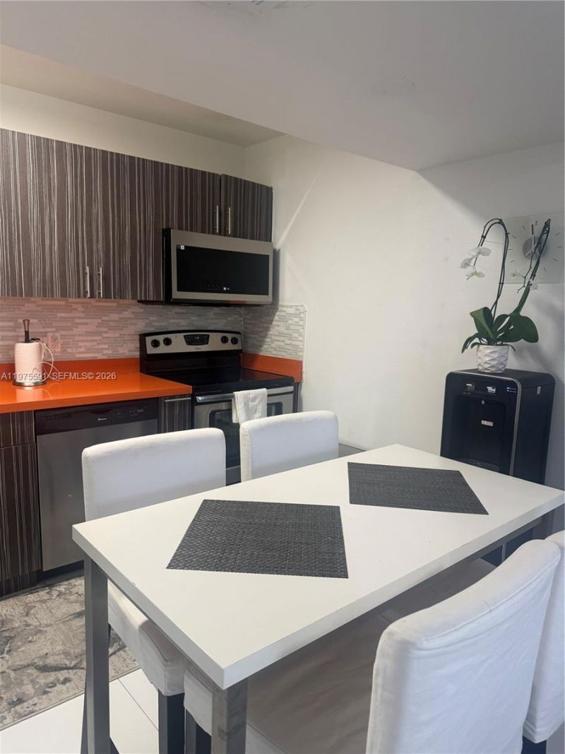 1390 Ocean Dr , Unit 304, Miami Beach, FL 33139 Photo