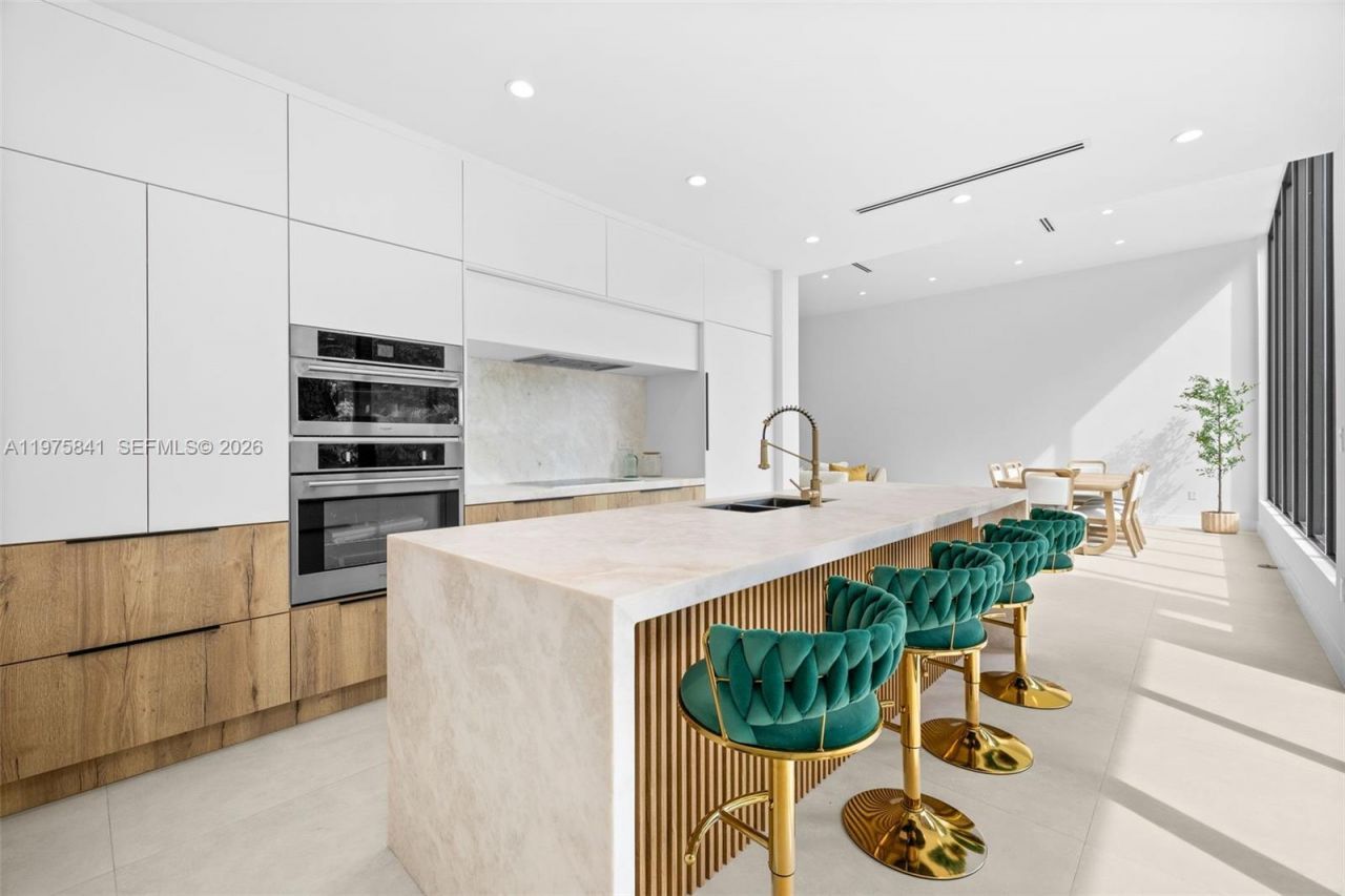 66 NW 50th St, Miami, FL 33127 Photo