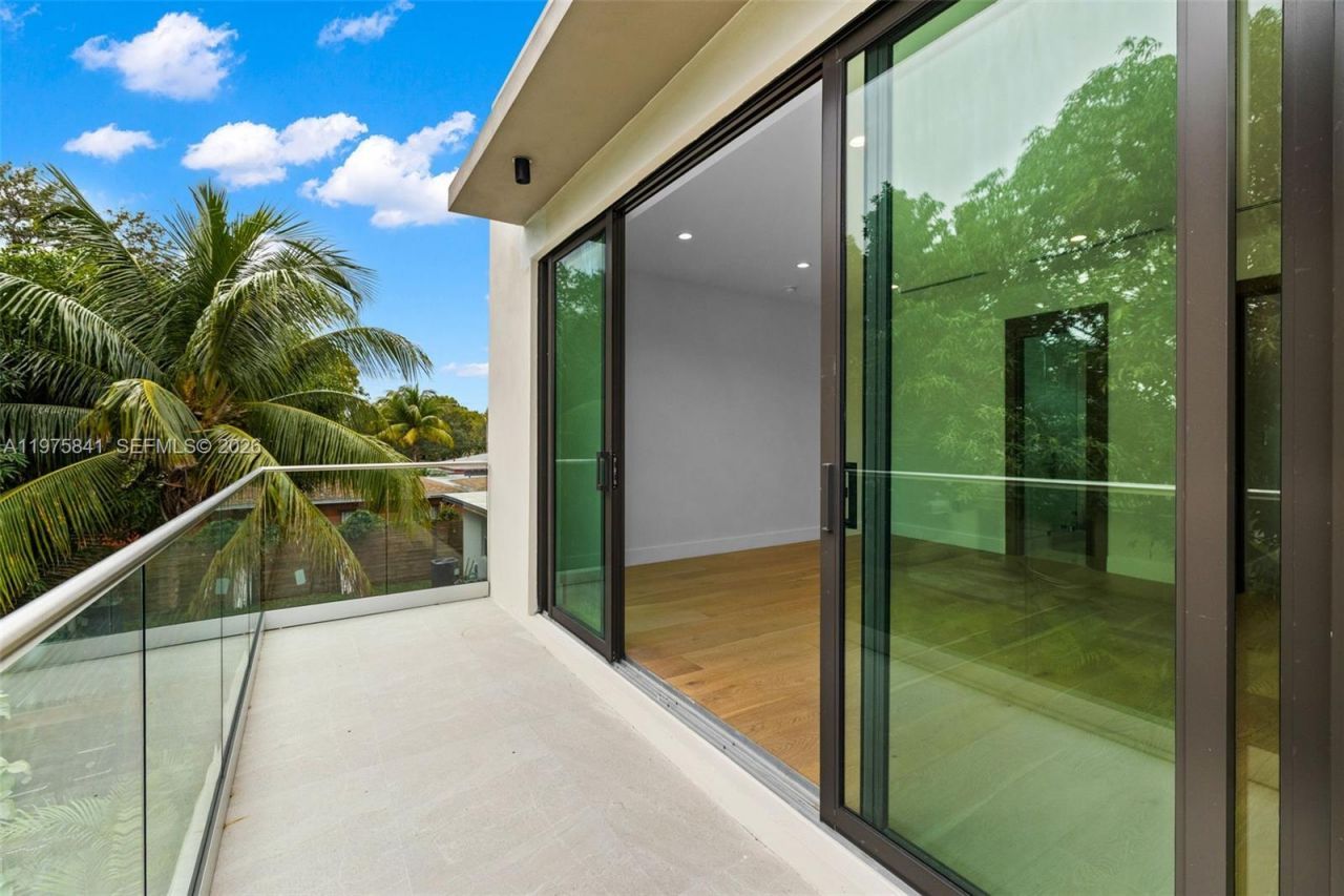 66 NW 50th St, Miami, FL 33127 Photo